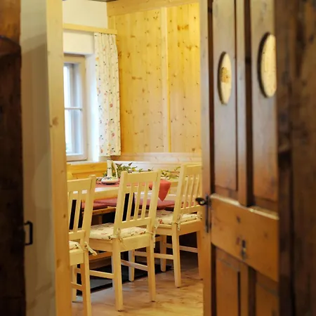 Πανσιόν Kolping-ferienhaus Haus im Ennstal