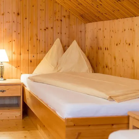 Πανσιόν Kolping-ferienhaus Haus im Ennstal