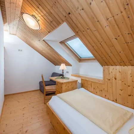 Kolping-ferienhaus Πανσιόν Haus im Ennstal