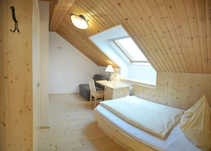 Πανσιόν Kolping-ferienhaus Haus im Ennstal