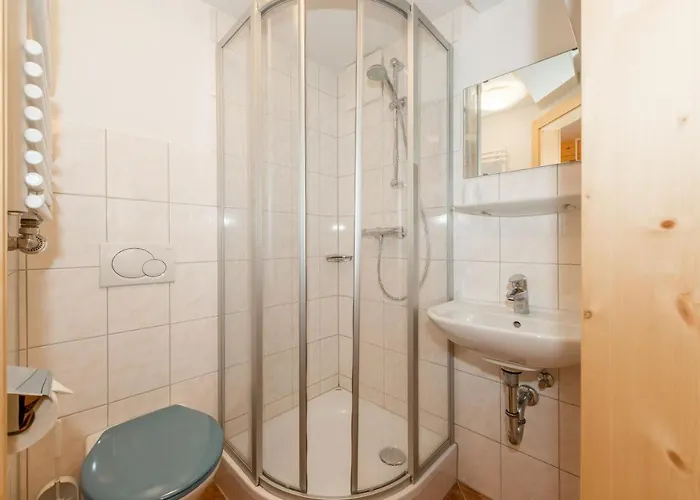 Πανσιόν Kolping-ferienhaus Haus im Ennstal